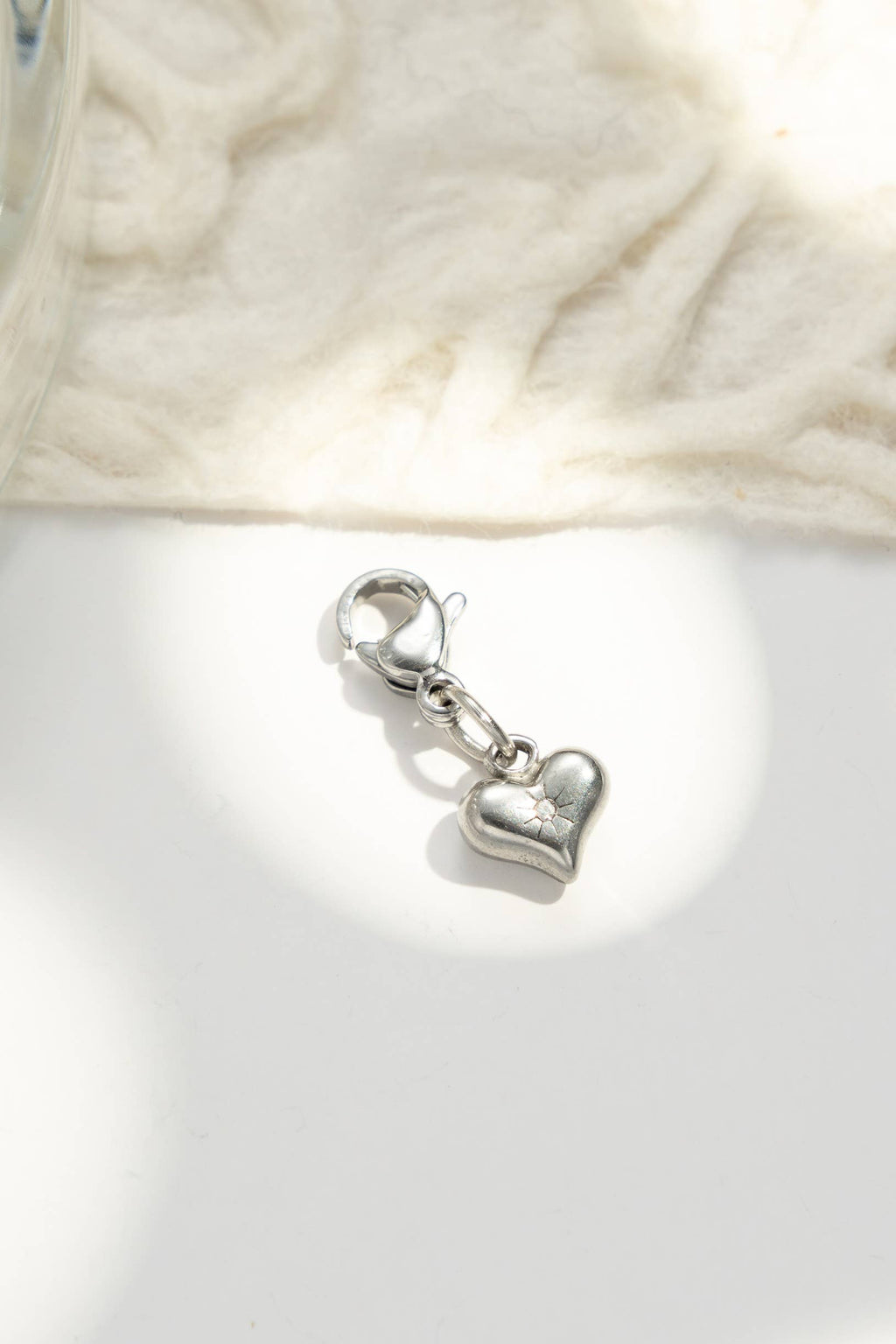 Set mit 10 goldfarbenen Charms mit Western-, Natur-, Stern- und Herzmotiven