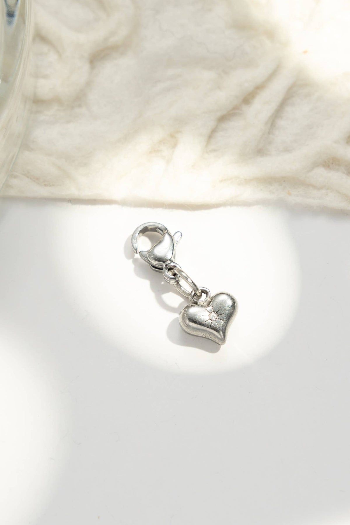 Set mit 10 goldfarbenen Charms mit Western-, Natur-, Stern- und Herzmotiven