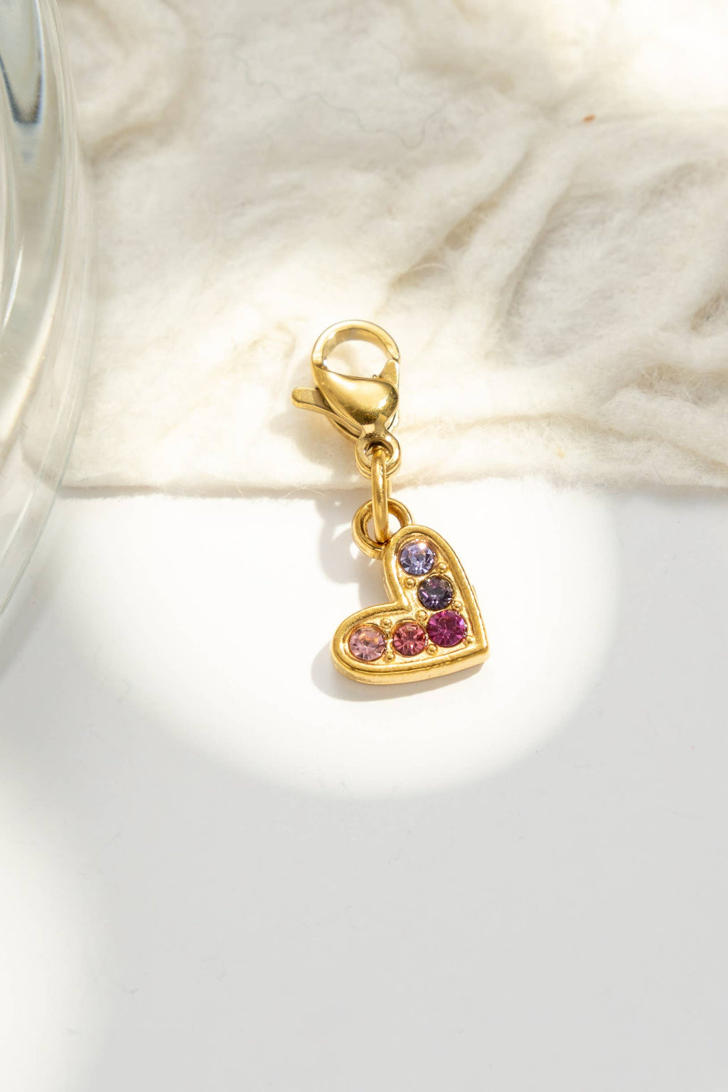 Set mit 9 assortierten Anhängern/Charms aus vergoldetem Edelstahl