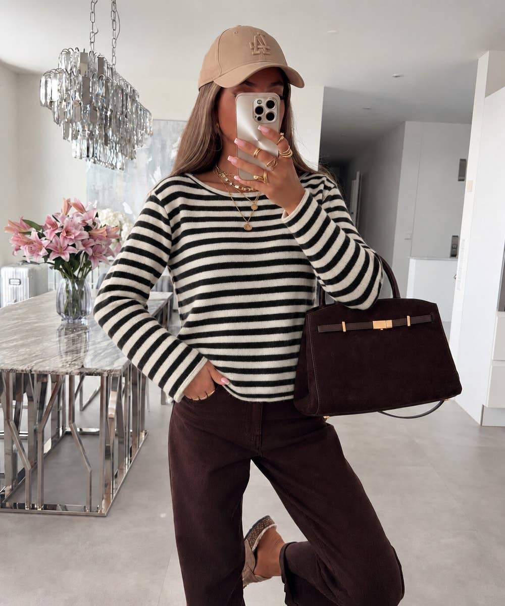 Wollpullover mit kontrastierenden Streifen: Rosa