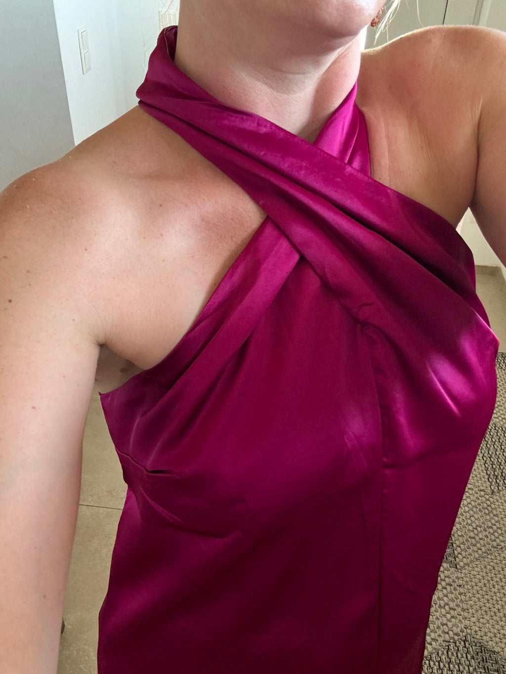 Fuchsia-Pinkes Satin-Minikleid