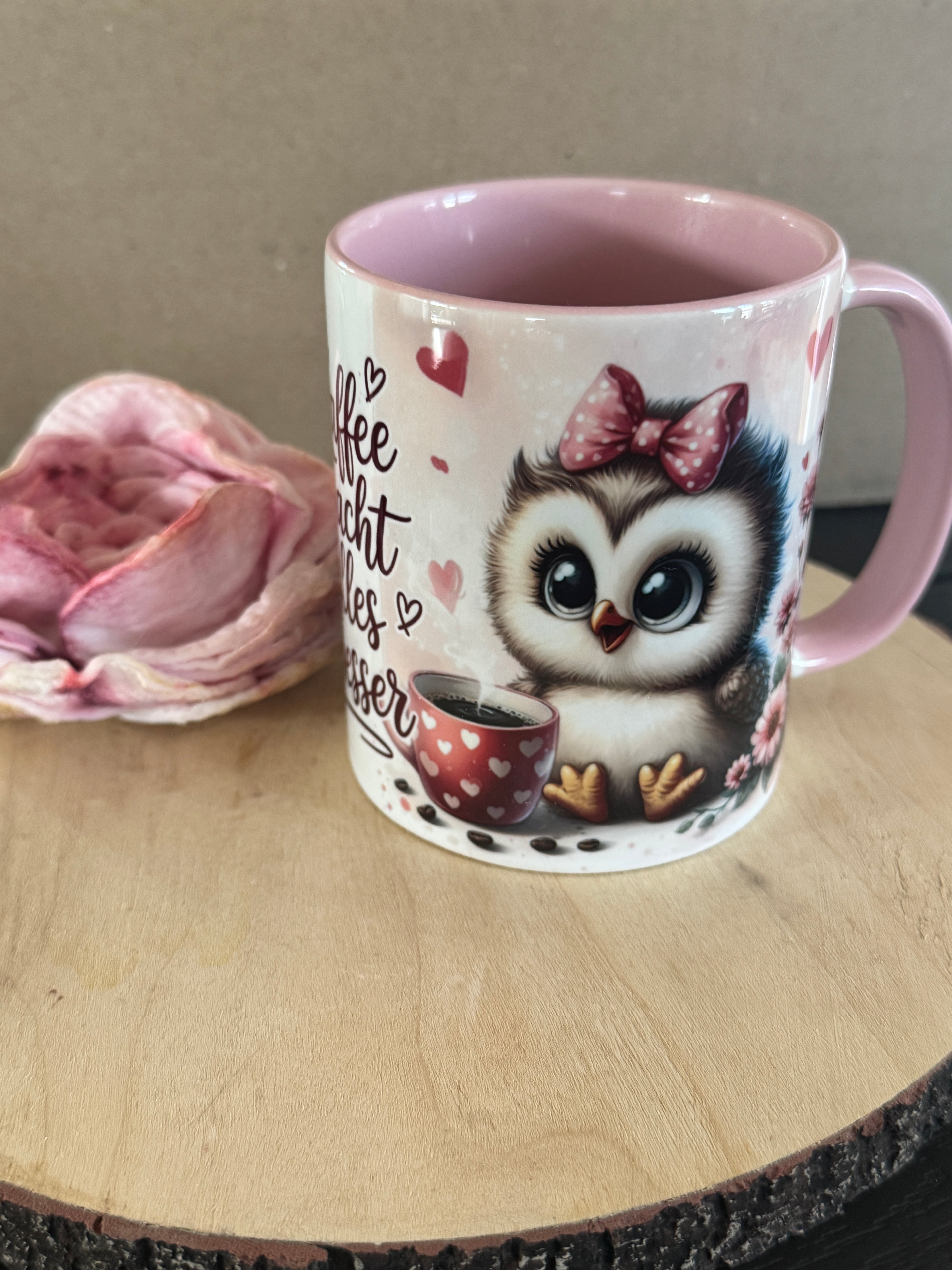 Tasse Eule mit Kaffee