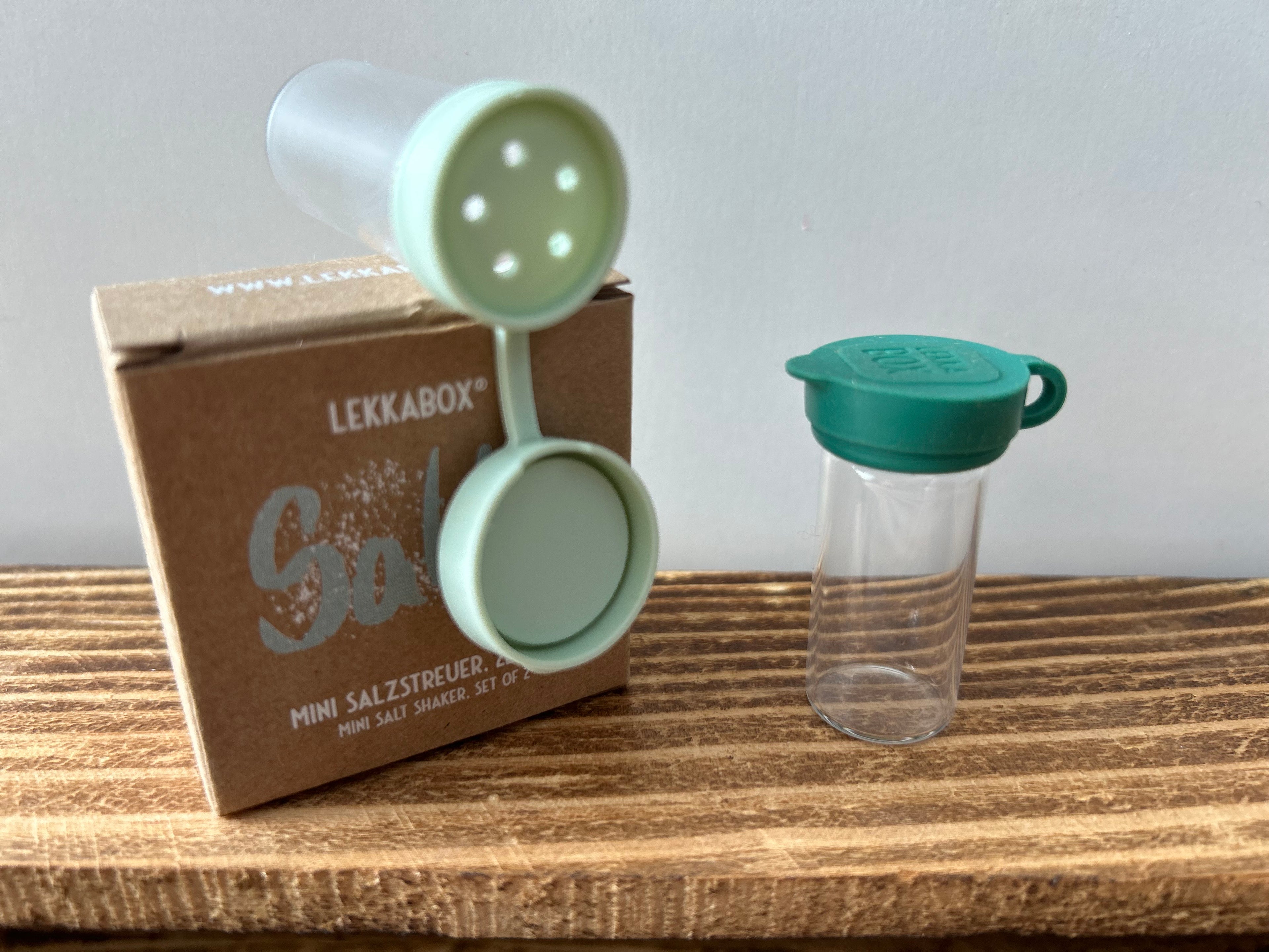 LEKKABOX - Mini Salzstreuer - 2er Set grün