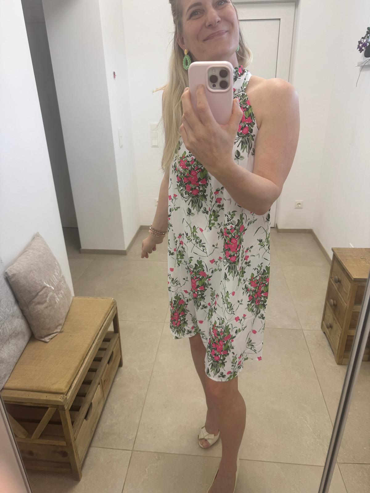 Weißes Mini-Kleid mit rosa Blumenmuster