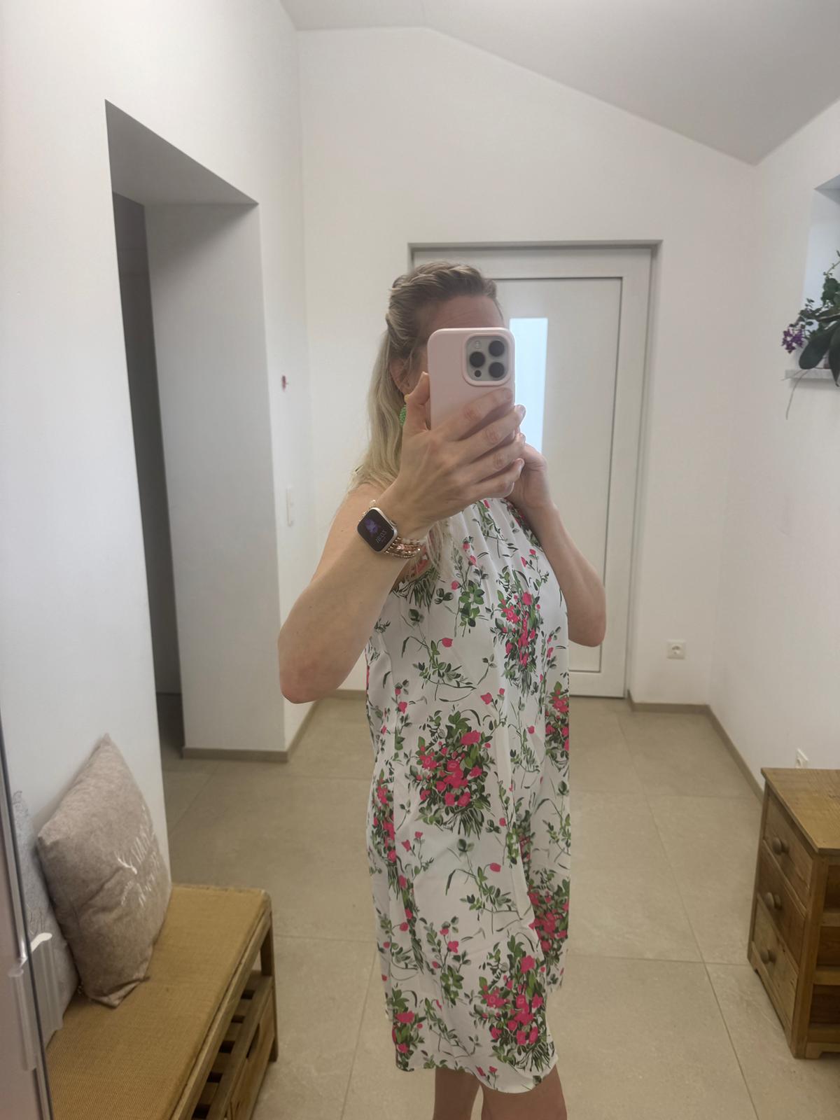 Weißes Mini-Kleid mit rosa Blumenmuster