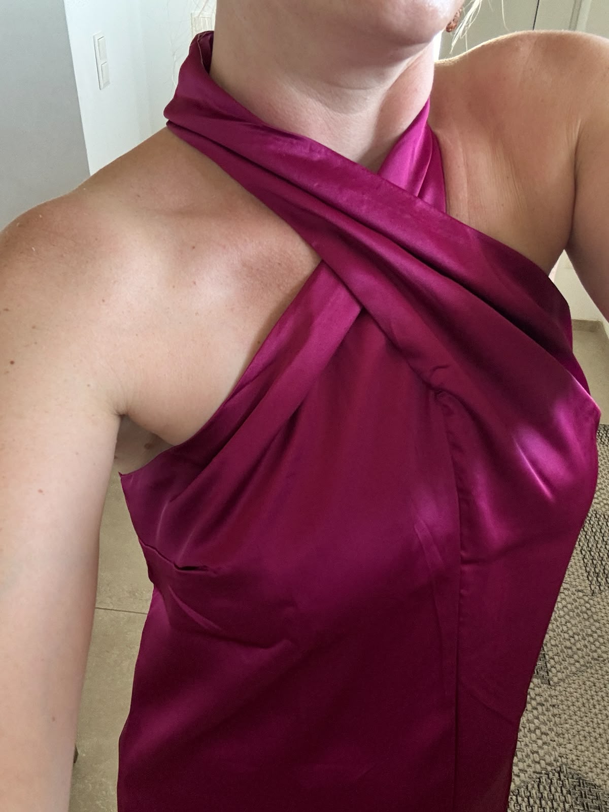 Fuchsia-Pinkes Satin-Minikleid