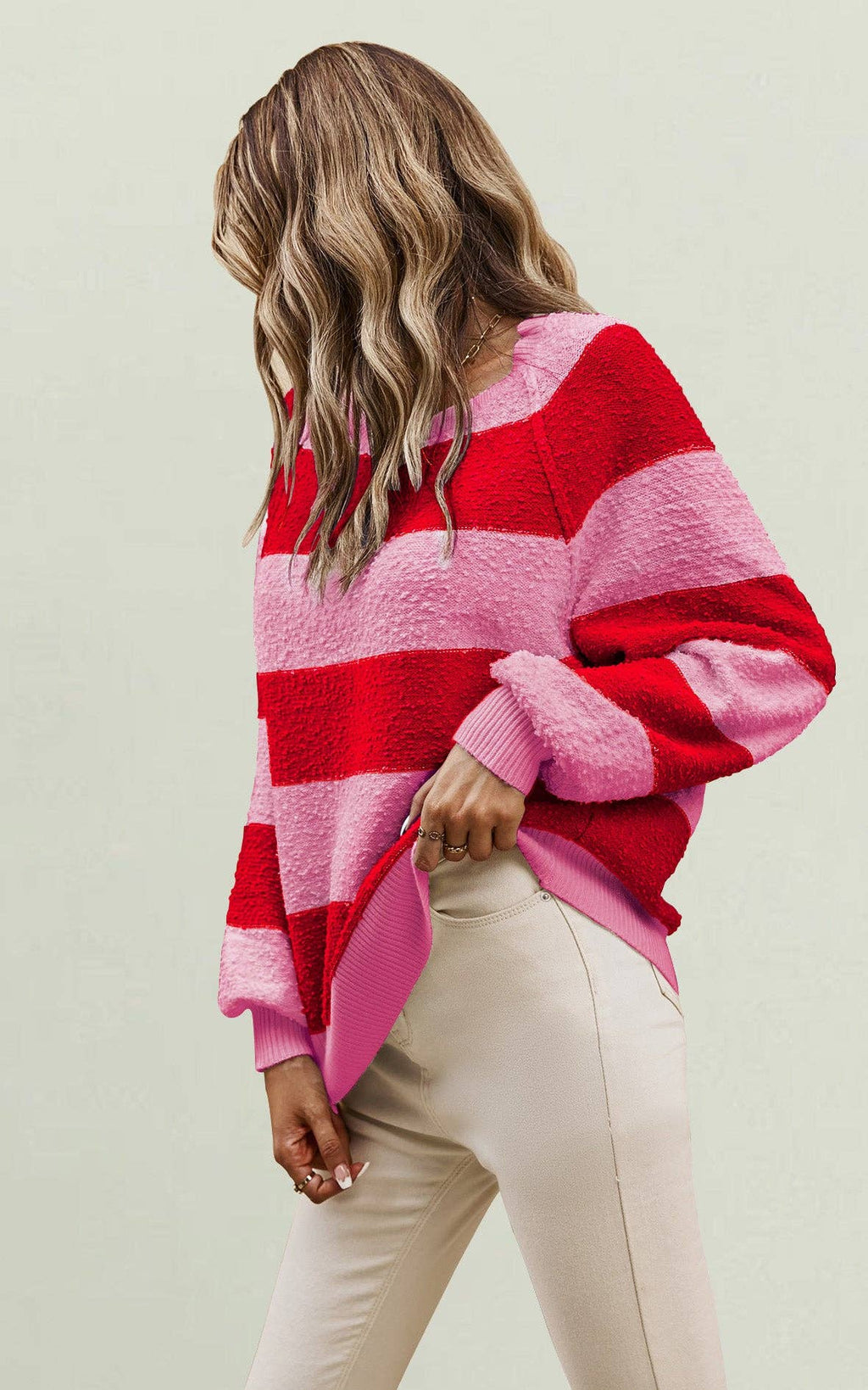 Lässiger Strickpullover mit rosa Streifen