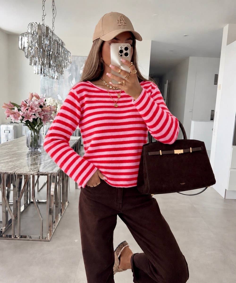 Wollpullover mit kontrastierenden Streifen: Rosa